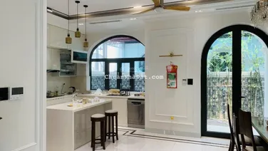 Cho thuê biệt thự Vin1 Gia Lâm 150m2, 4 phòng ngủ, 35tr/tháng, full đồ,