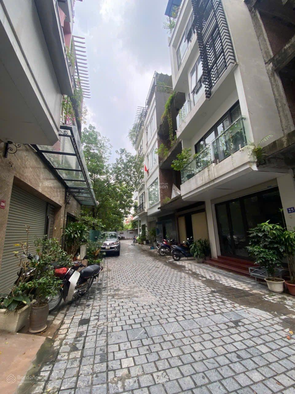 Nhà Phân lô cán bộ phố Hoàng Ngân - Lê Văn lương - Cầu Giấy, dt 100m2 4 tầng , mt 6,5m giá 34,x tỷ.