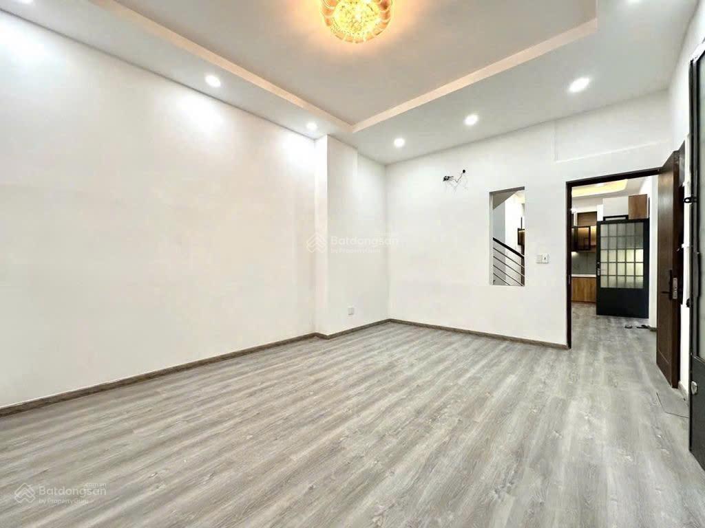 Bán nhà quận 5, Trần Bình Trọng, 3 tầng, 4x16m, nhỉnh 8 tỷ