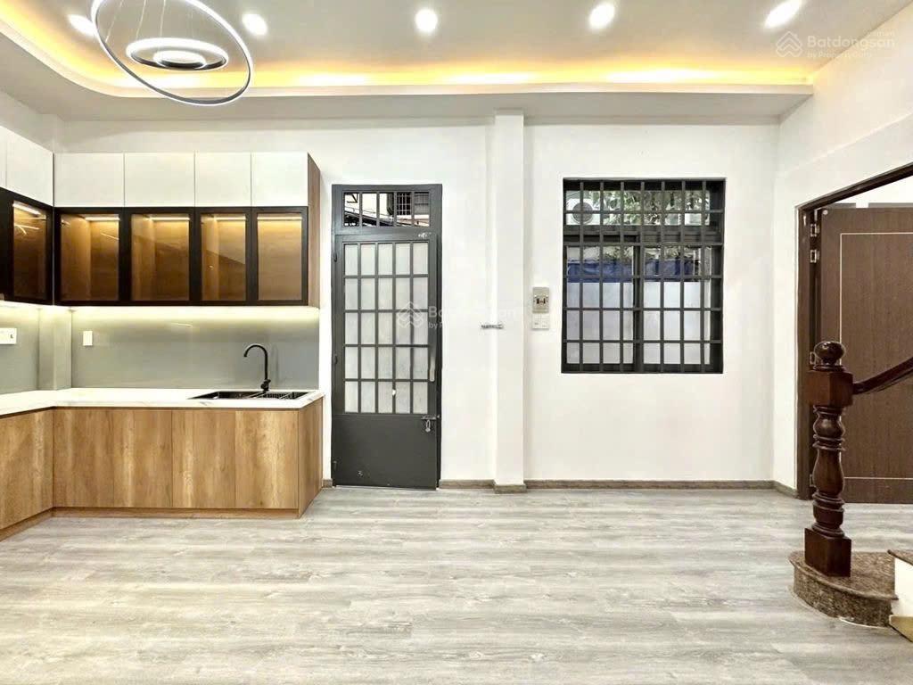 Bán nhà quận 5, Trần Bình Trọng, 3 tầng, 4x16m, nhỉnh 8 tỷ