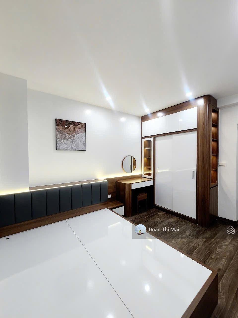 Bán nhanh CHCC Lilama, 124 Minh Khai, 113m2, căn góc