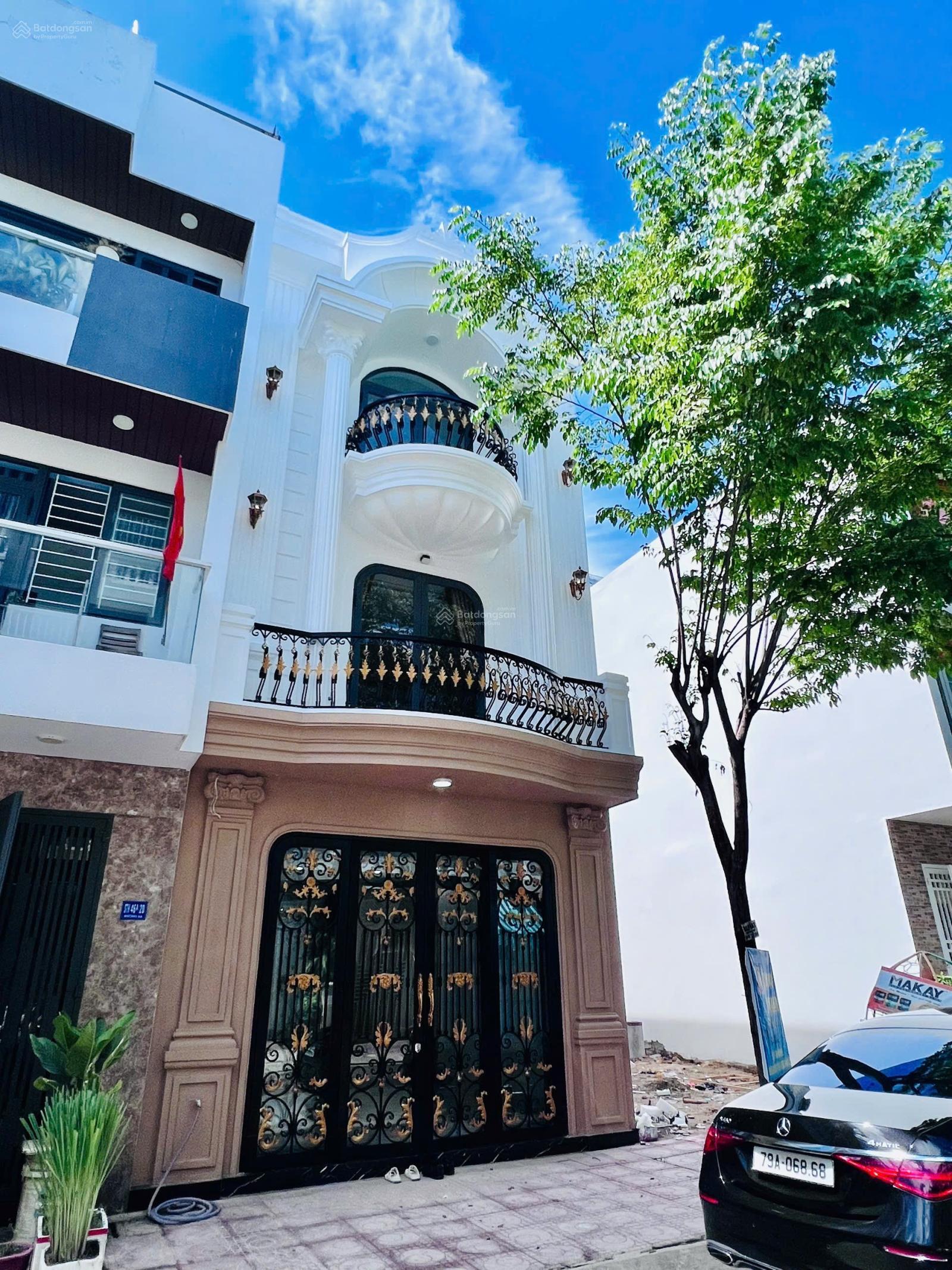 Bán nhà khu đô thị Hà Quang II Xây mới 100% đi kèm với nội thất hiện đại giá 9,2 tỷ