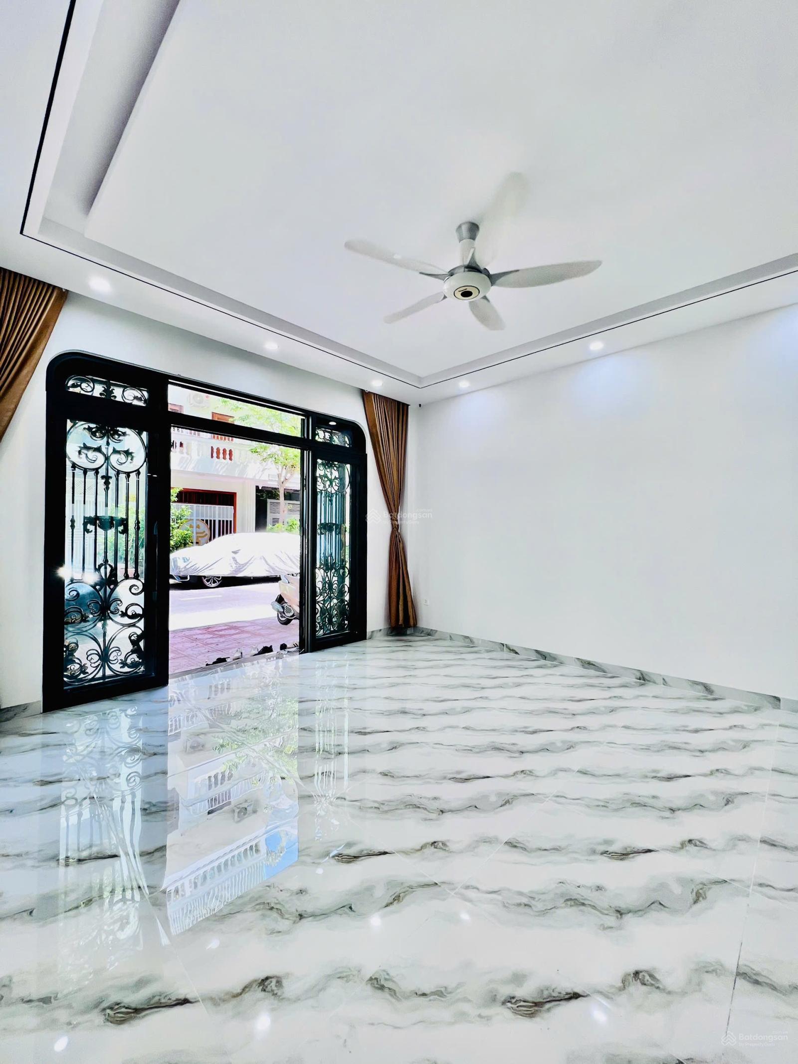 Bán nhà khu đô thị Hà Quang II Xây mới 100% đi kèm với nội thất hiện đại giá 9,2 tỷ