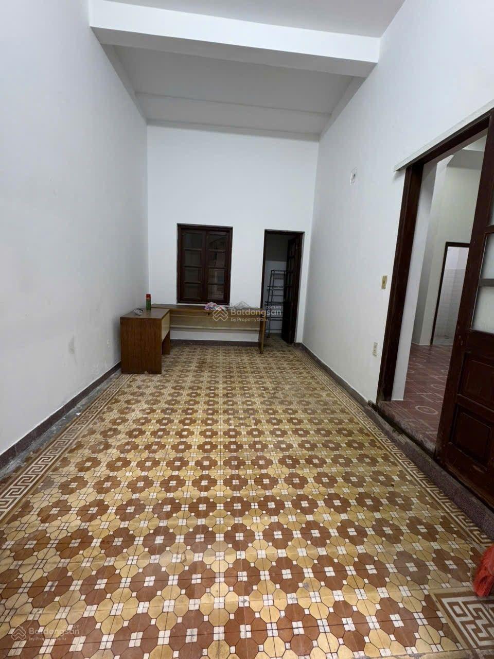 Nguyễn Sơn - Nguyên Căn 105m2 * 3 Tầng - Vp, Cty, Ô tô tránh