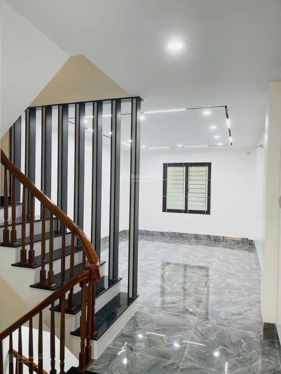 Quá Ngon! 10 Tỷ Hơn, Bán Nhà Phú Thượng,Tây Hồ - 46M2 -7 Tầng -Thang Máy-Gara Ô Tô 7 Chỗ -Ngõ Thông