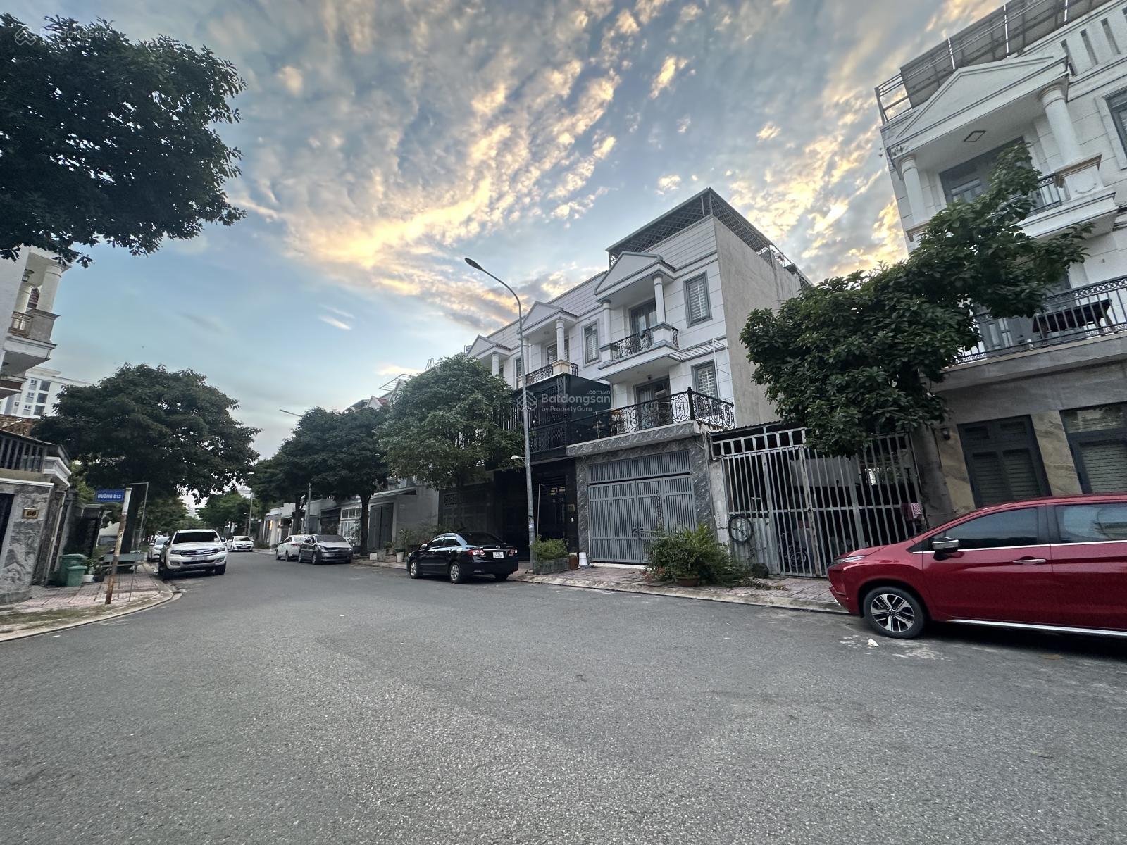 Bán lô mt chính đối diện trung tâm thương mại Thủ Dầu Một đang xây KDC Phúc đạt Thủ Dầu Một