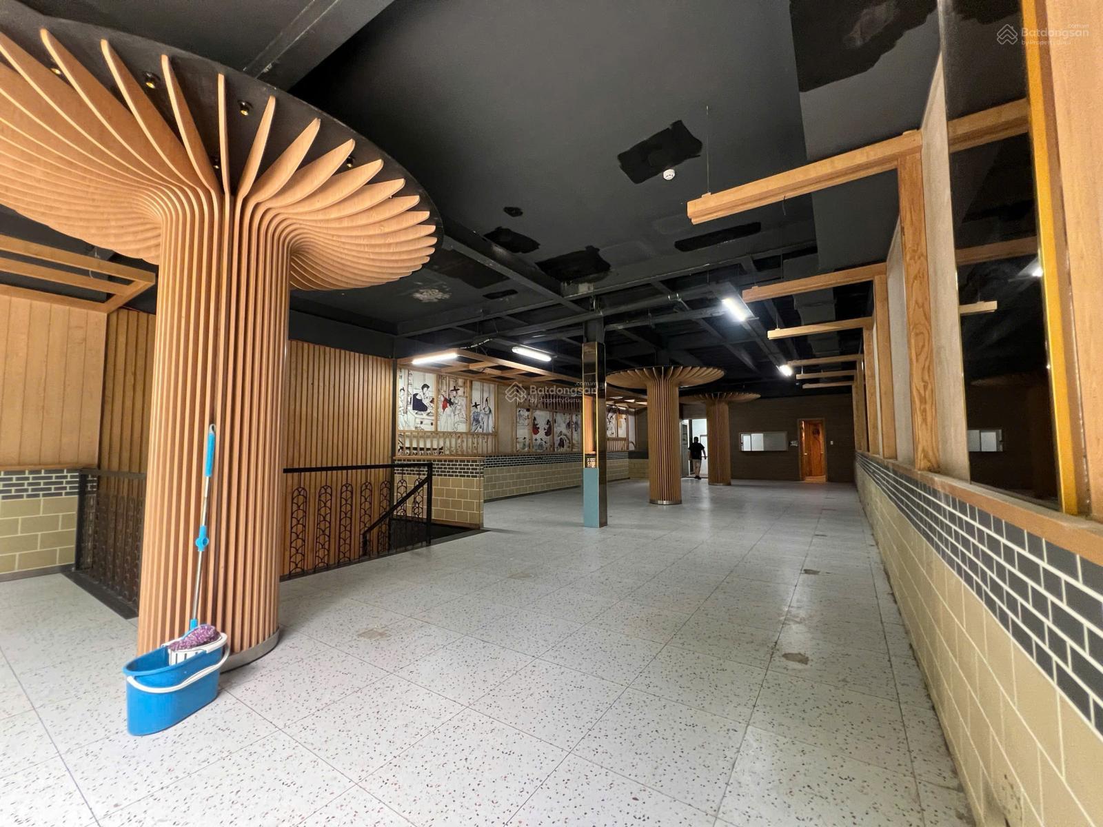 Cho thuê nhà MT 58C Cao Thắng Phường 5 Quận 3, trệt 2 lầu, KD đa ngành nghề nhận nhà ngay 160tr/th