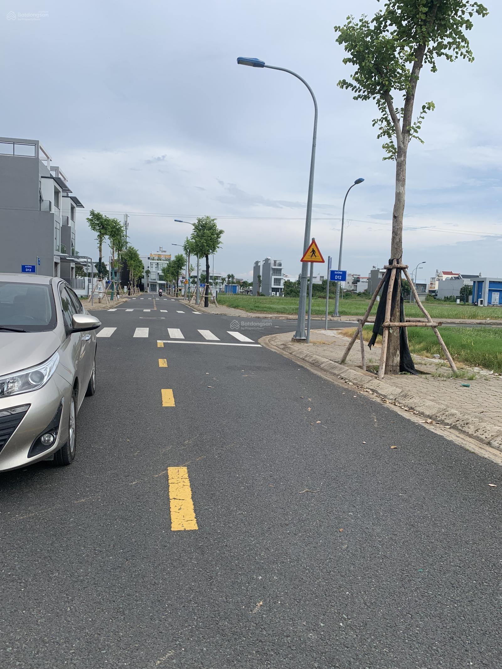 Bán nền KĐT Đông Tăng Long 105m ngang 5m đường thông 12m chốt 7ty3 Bán nền KĐT Đông Tăng Long 105m ngang 5m đường thông 12m chốt 7ty3