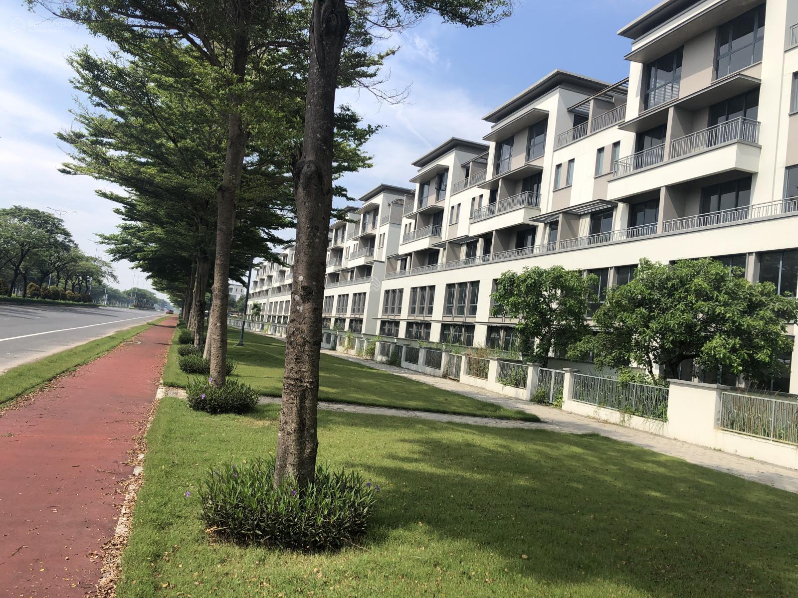 Bán căn nhà phố Small khu đô thị Đông Sài Gòn cạnh đường Vành Đai 3 Bán căn nhà phố Small khu đô thị Đông Sài Gòn cạnh đường Vành Đai 3