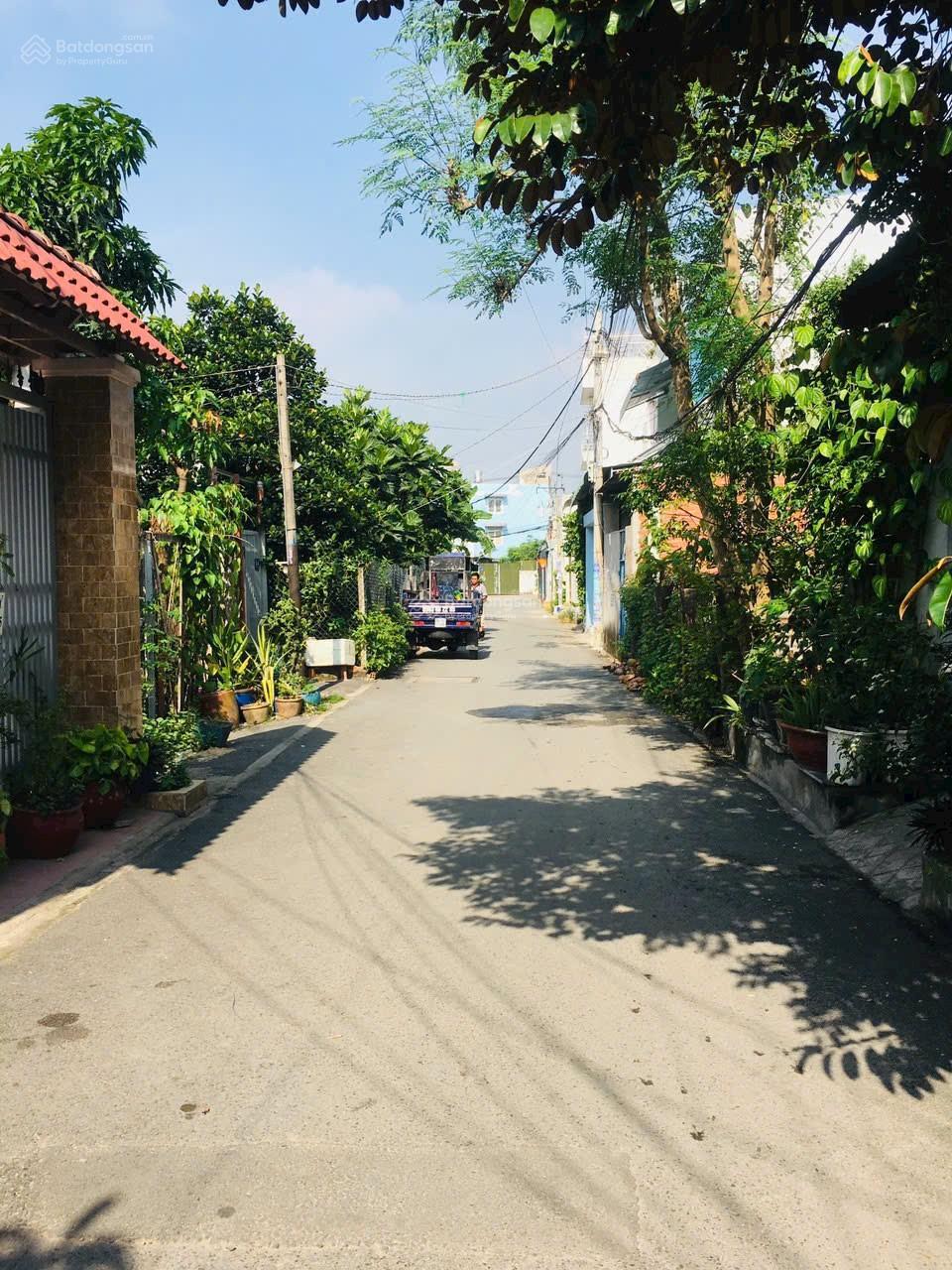 Bán đất Đường 182 Thông qua 160 Lã Xuân Oai , Tăng Nhơn Phú A , Quân 9