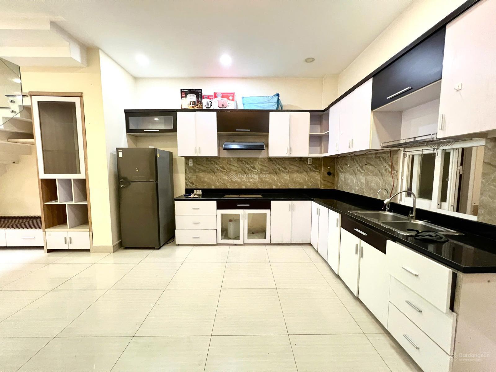 59m2 - Nguyễn Đình Chính Phú Nhuận - 4 tầng BTCT - vuông A4 - hẻm xe hơi 4 chỗ thông - 9.9 tỷ