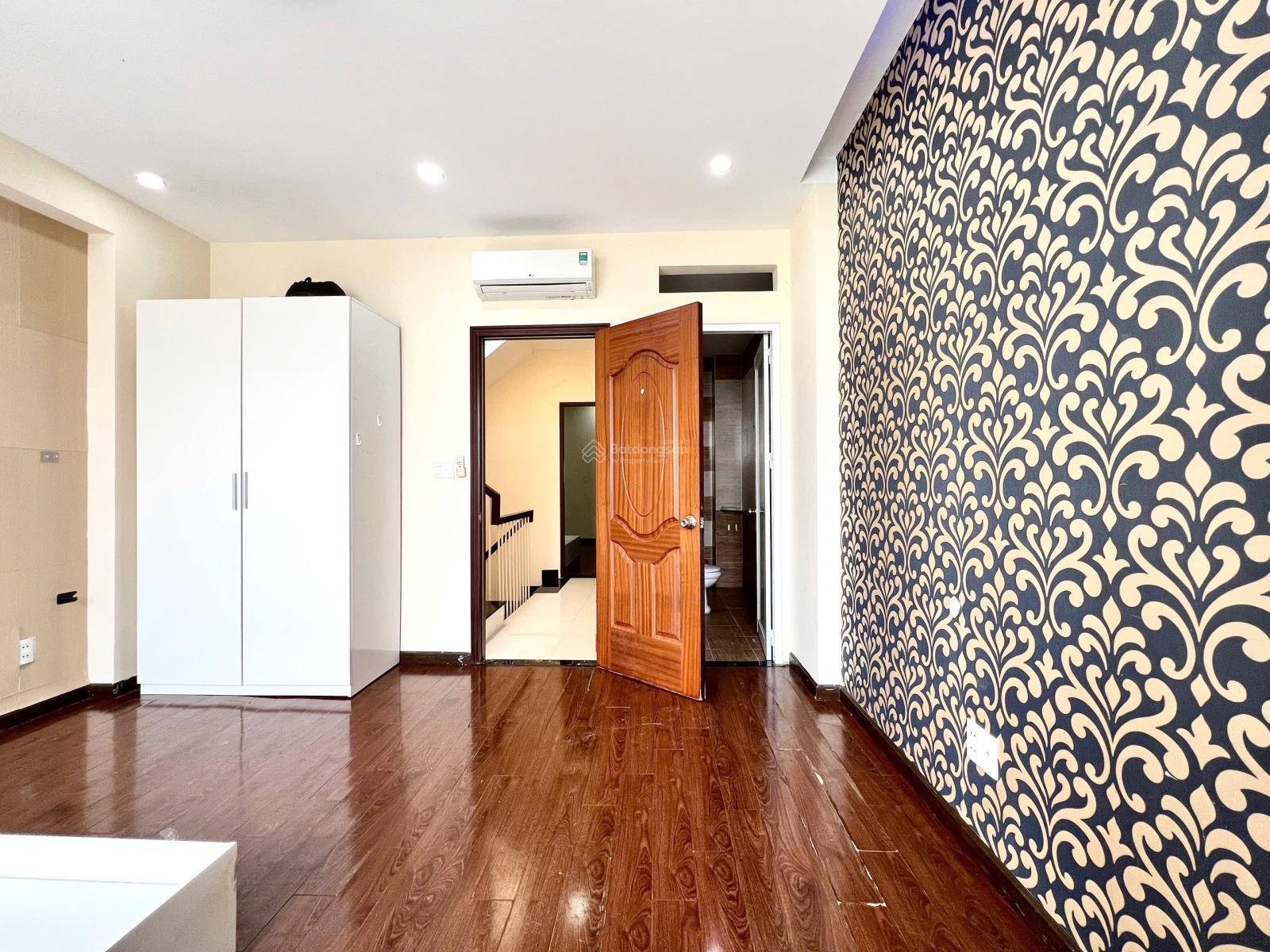 59m2 - Nguyễn Đình Chính Phú Nhuận - 4 tầng BTCT - vuông A4 - hẻm xe hơi 4 chỗ thông - 9.9 tỷ