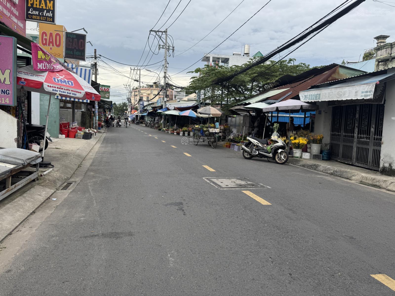 Bán nhà mặt chợ Tân Chánh hiệp diện tích 5x24m, cấp 4 giá 9.7 tỷ, LH 0919 147 *** Bán nhà mặt chợ Tân Chánh hiệp diện tích 5x24m, cấp 4 giá 9.7 tỷ, LH 0919 147 ***