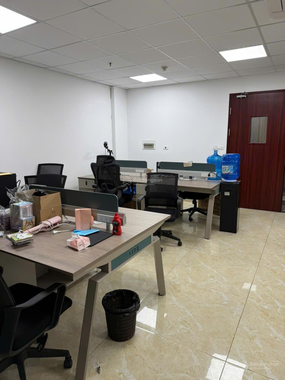 Cho thuê nhà Lạc Long Quân - Xuân La - Tây Hồ 100m2 7 tầng 1 hầm. Mt 8m. Thông sàn. Giá 100tr