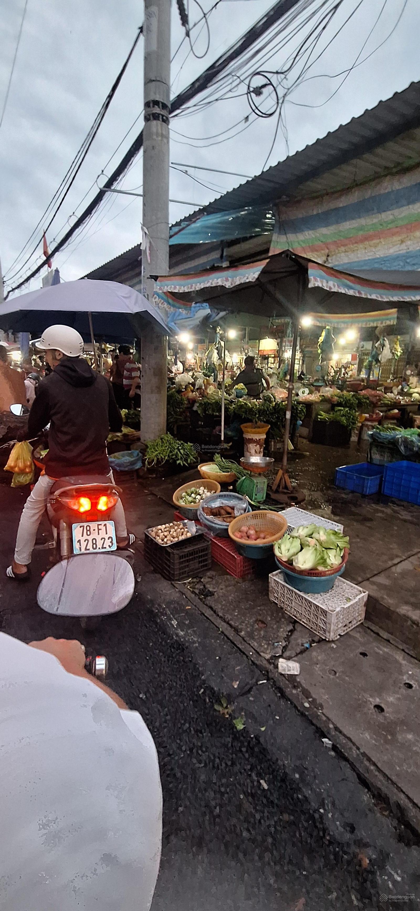 Bán đất hẻm 3m đường Số 8, P. Linh Trung (cũ), Thủ Đức DTCN: 192m2 (chiều ngang rộng 11m rất hiếm)