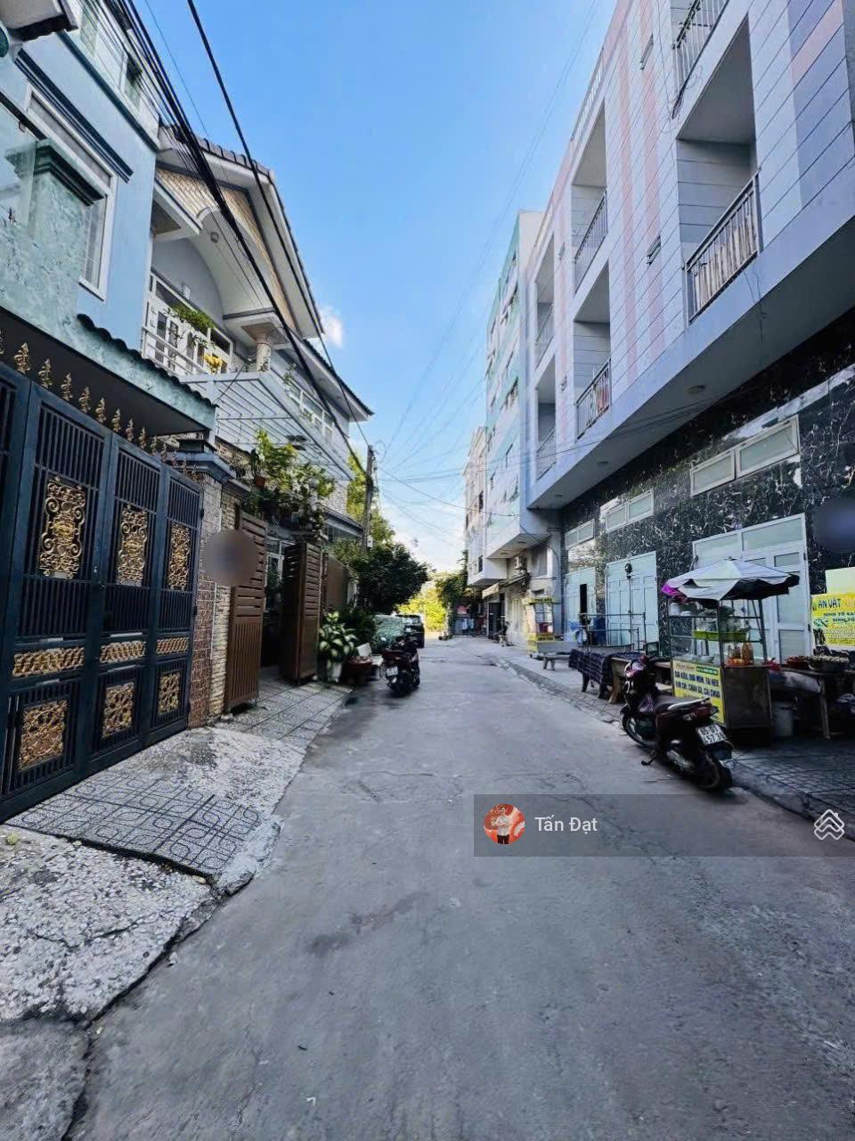 CHDV 6 tầng -17 phòng thu nhập 50tr/tháng có thang máy gần Hoàng Diệu 2, ĐH Ngân Hàng