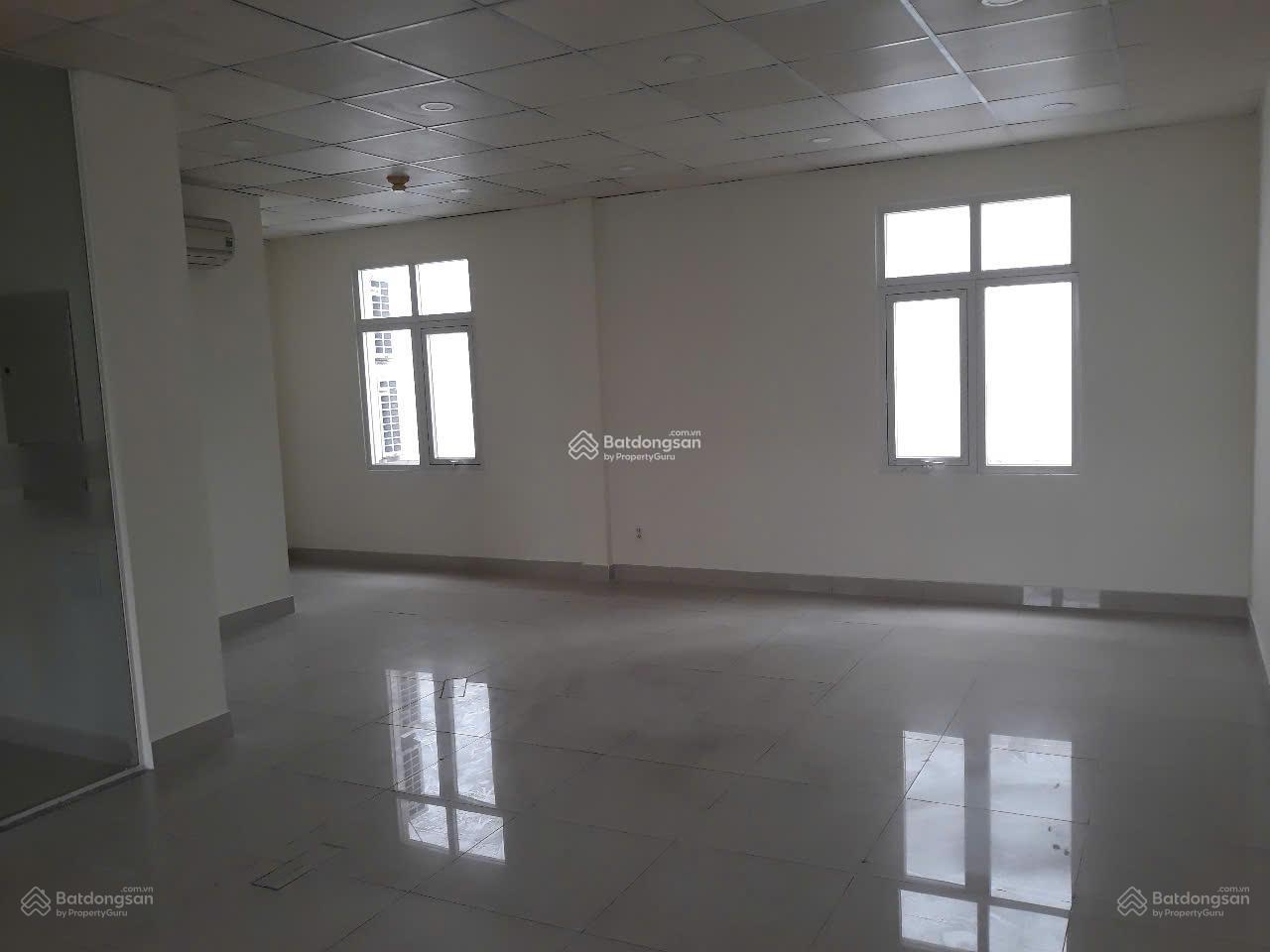 Cho thuê văn phòng khu thương mại Phú Mỹ Hưng Quận 7, giá thuê 22 triệu/tháng