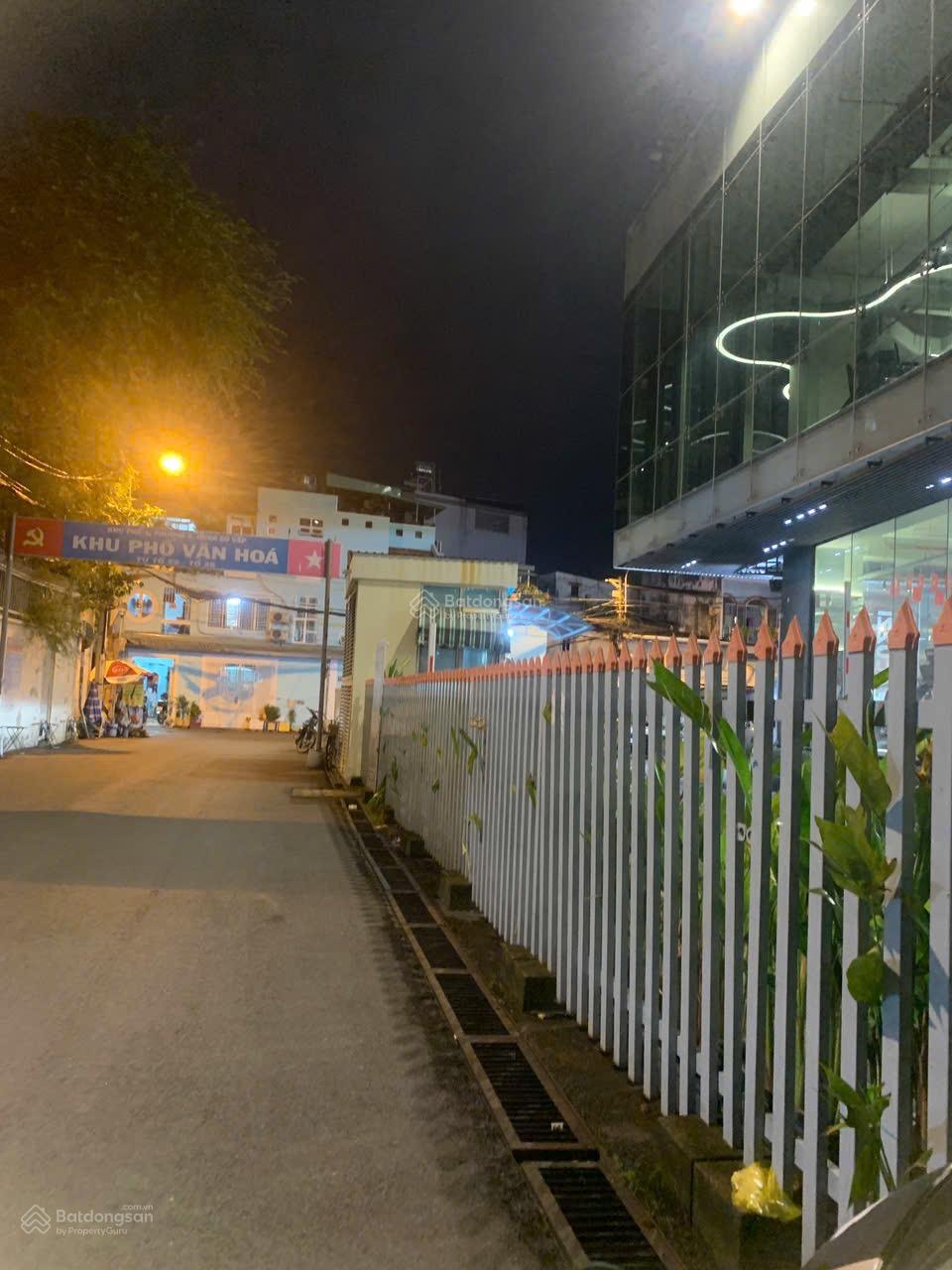 Cần bán gấp nhà Trương Đăng Quế, P.3, Gò Vấp, 4,5x16m2, vị trí đắc địa ngay chung cư, giá 12tỷ