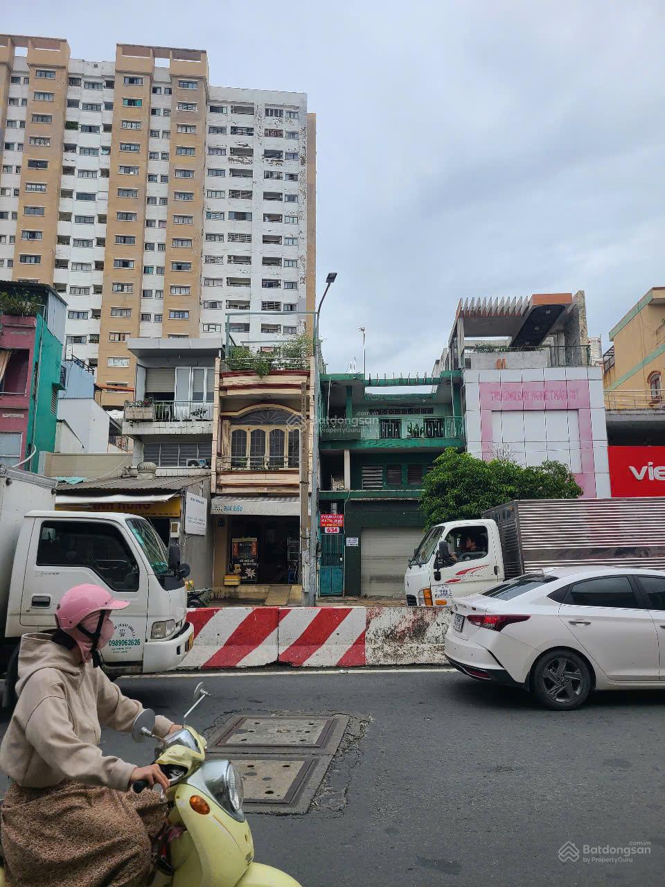 Giá đầu tư nhỉnh 200tr/m2 mặt tiền Lạc Long Quân, P. 5 Q. 11 (5m x 21m) CN hơn 100m2 vỉa hè rộng 6m