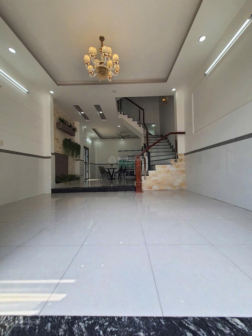 GẤP ! NHÀ 4 TẦNG MẶT TIỀN ĐƯỜNG 11 TRƯỜNG THỌ, THUẬN TIỆN KINH DOANH ĐA NGÀNH NGHỀ ĐẮC ĐỊA, 13.5 TỶ