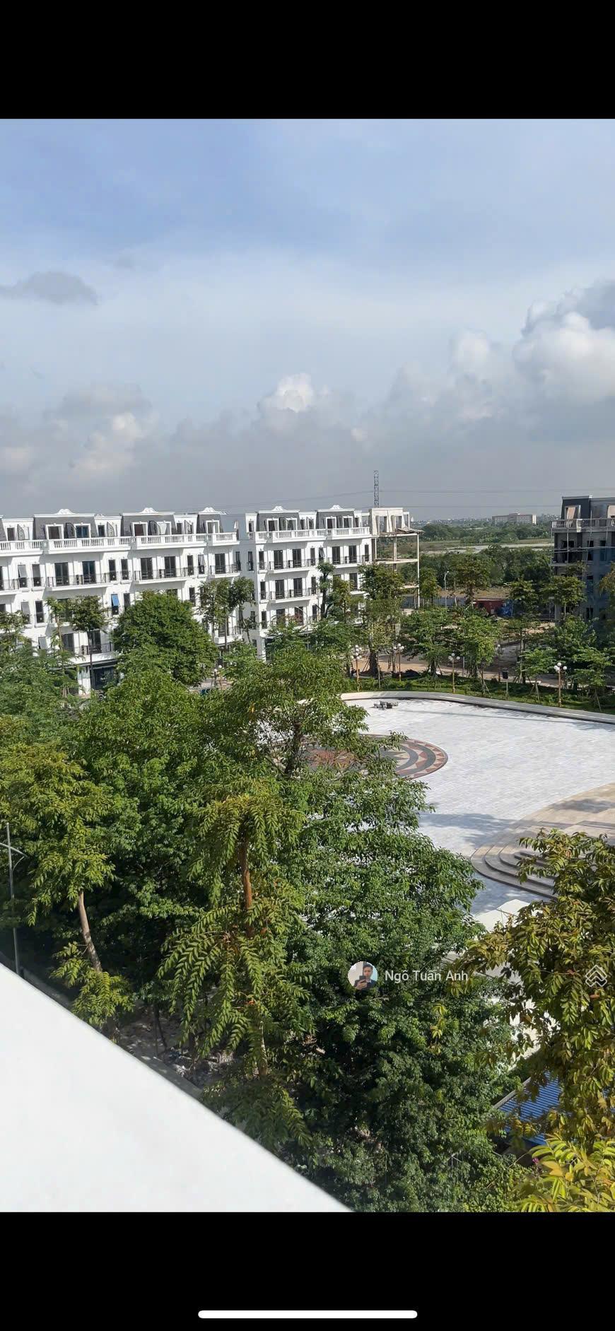 Bán liền kề Hoài Đức 80m2 giá chỉ hơn 11 tỷ nhà 5 tầng đẹp, sổ sẵn, giao dịch ngay