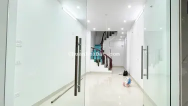 Bán nhà mặt phố Đền Lừ II, 15 tỷ, 30 m2, 4PN, 5WC, mặt tiền 3m, đường 10m