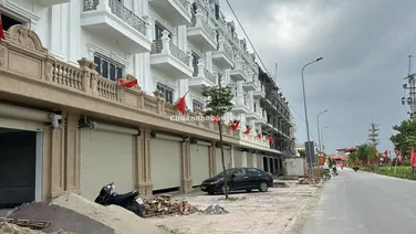 Bán đất có nhà 5T trục chính Trạm Lộ Thuận Thành Bắc Ninh