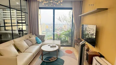 Cho thuê căn hộ 2 ngủ 2 vệ sinh view hồ tại D'Capitale Trần Duy Hưng. Giá 22.5tr/tháng