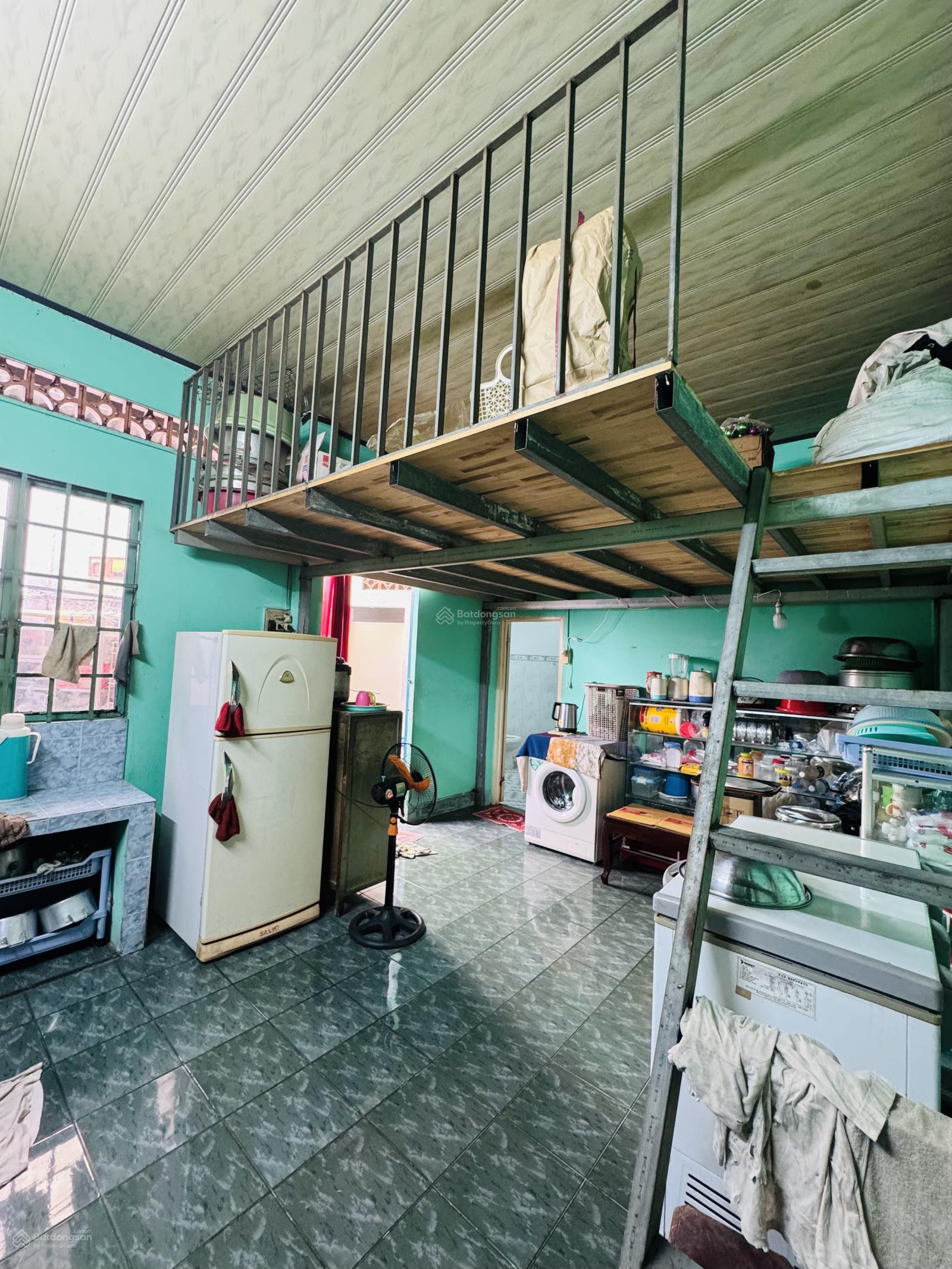 Bán đất tặng nhà - sát hẻm xe tải - Nơ Trang Long DTSD 95m2 - sổ nở hậu - chính chủ lâu đời