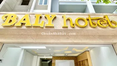 Cần bán gấp khách sạn Baly Bà Rịa 4 lầu đã có sổ hồng 9,8 tỷ, MT QL 51, Long Hương. 0775 707 *** Yến