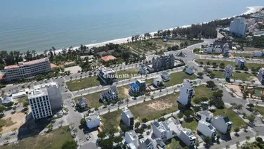Bán 270m2 lô góc N4 hướng biển mặt tiền Phan Trung đối diện công viên Ocean Dune