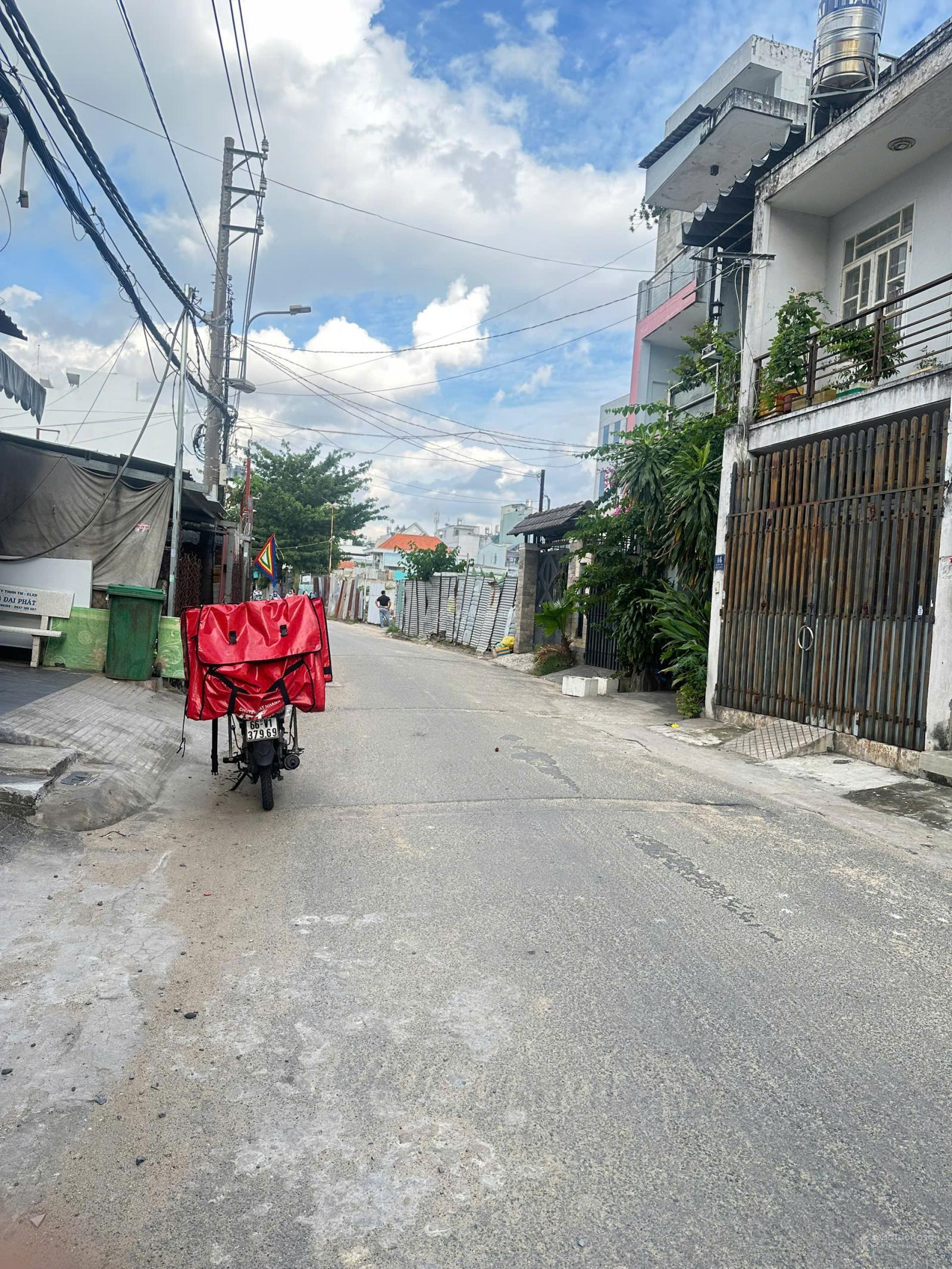 Mt Nghiêm Toán sát UB Quận 4x14 giá 6.5 tỷ