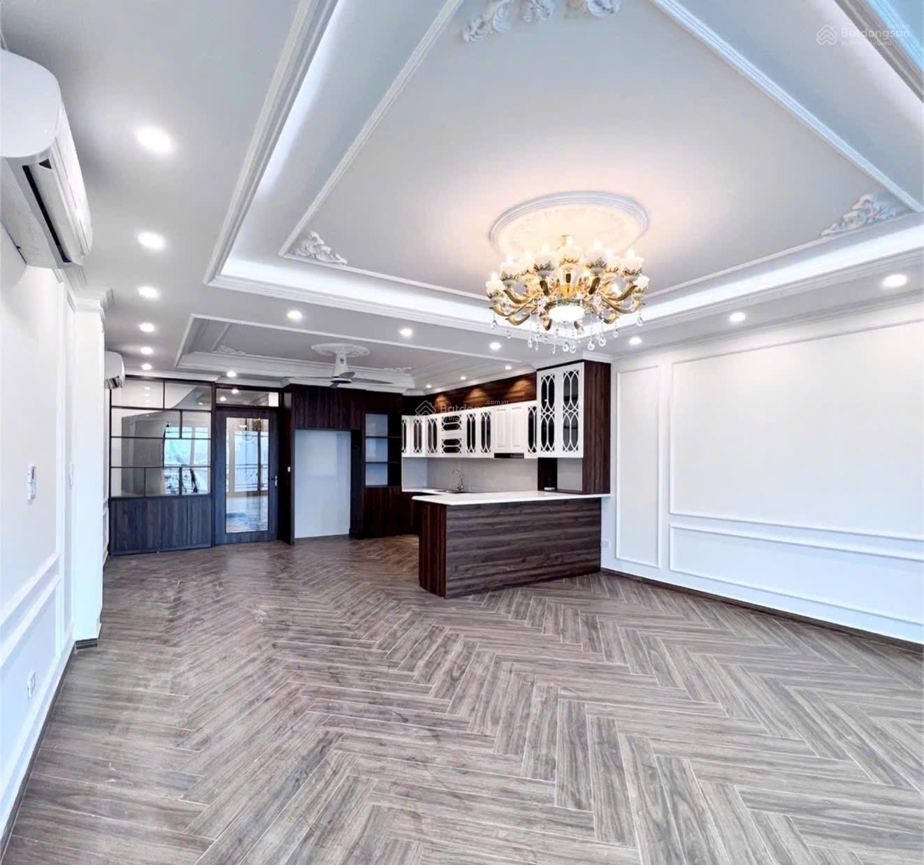 Bán nhà 61 Phạm Tuấn Tài - Đặng Thuỳ Trâm, ô tô, vỉa hè, KD, văn phòng, 75m2*6T*25.5tỷ