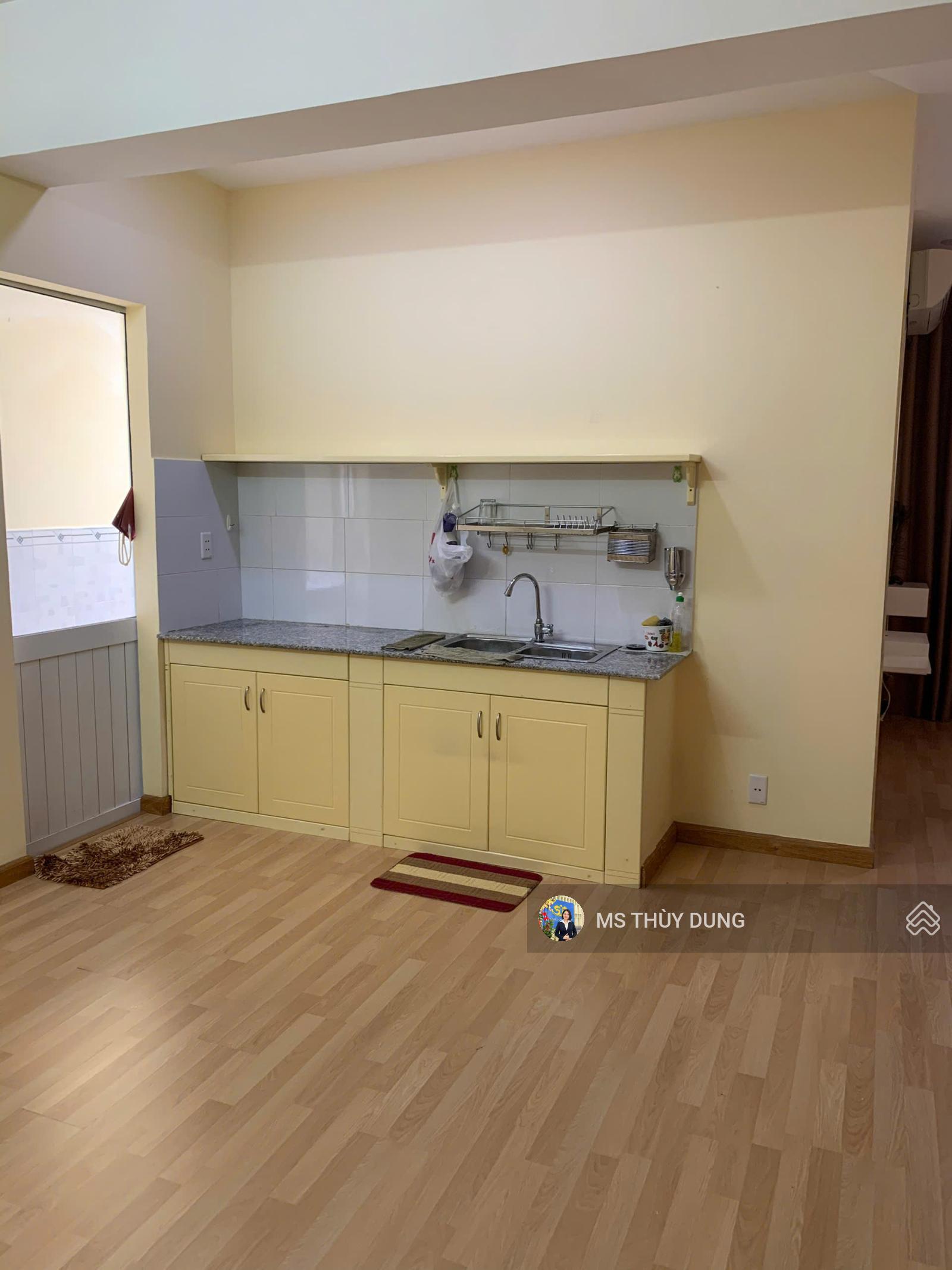 HQC PLaza Bình Chánh căn góc đẹp 70m2 giá 1.4 tỷ. LH 0909 456 ***