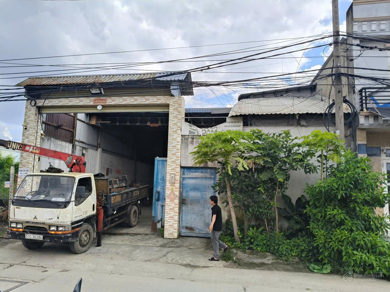 Bán kho 520m2 mặt tiền đường 1-2. Giá bán gấp chốt ngay, sổ hồng riêng