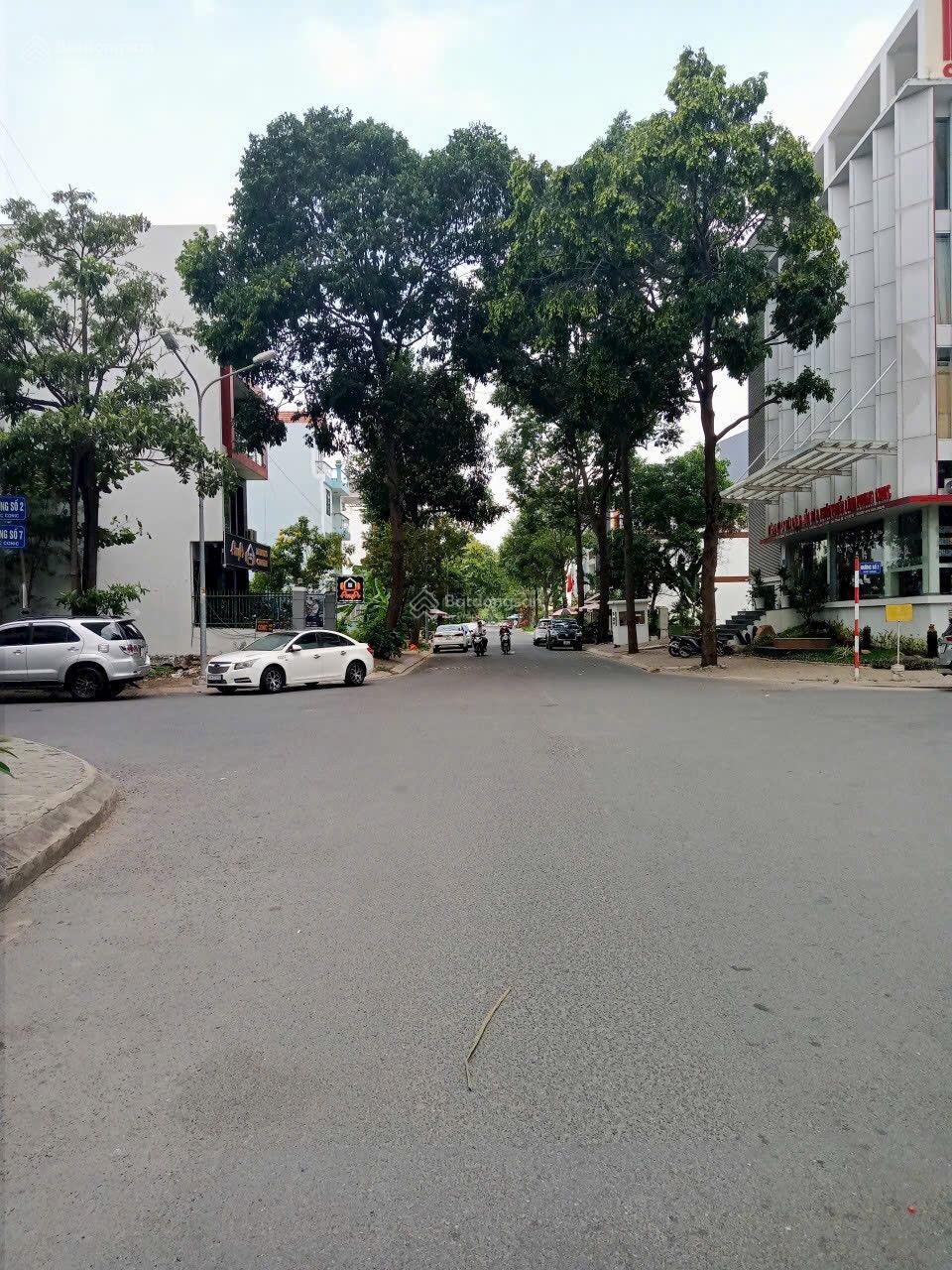 Bán lô đất 7x18 - 126m2 - giá: 67,5 triệu/m2 KDC Conic 13B Xã Phong Phú cũ, B Chánh - sổ đỏ cá nhân