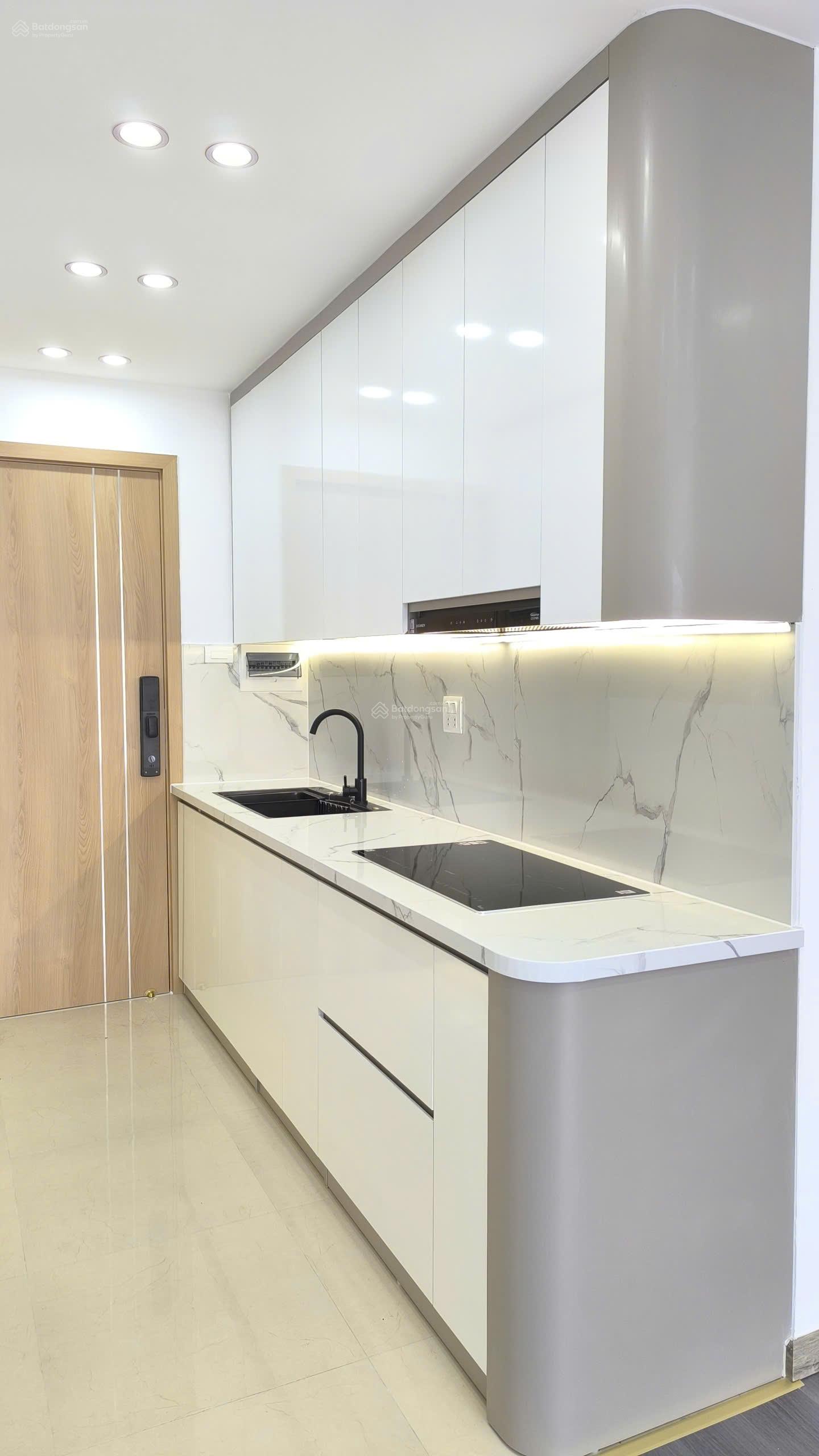 Bán CC 2PN + 2WC tại Trung Hòa Nhân Chính, Cầu Giấy, Giá 5,4 tỷ (y ảnh). LH 0971 516 ***