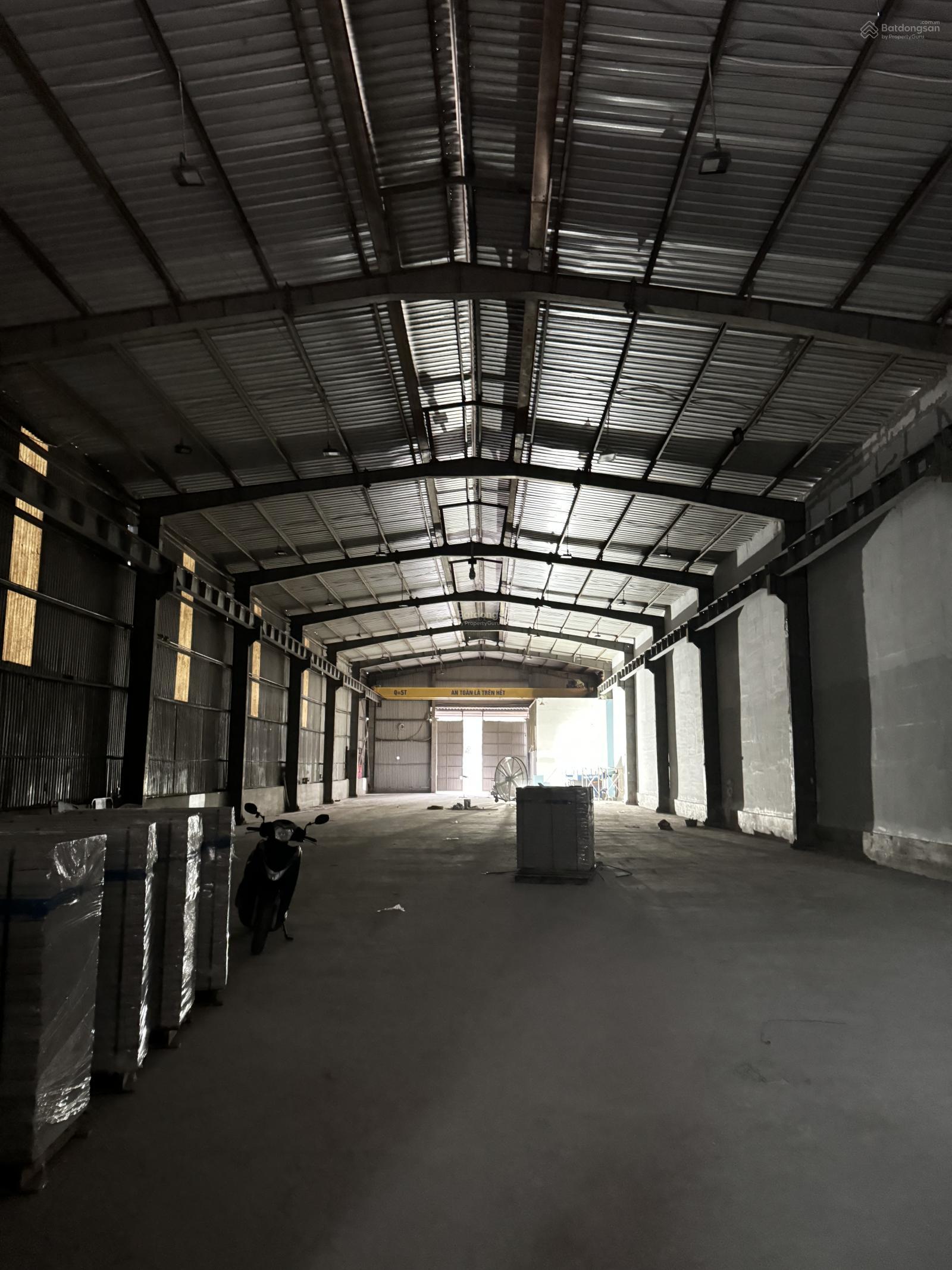 Cho thuê kho xưởng tại Cụm CN Đan Phượng, Cầu Phùng, diện tích 2000 - 3000m2