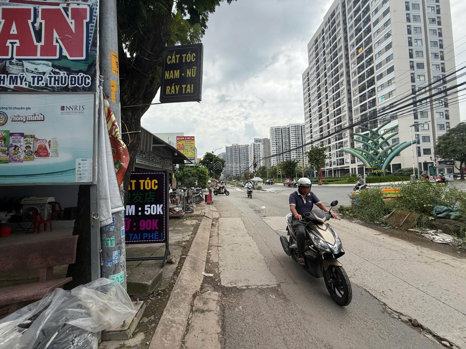 Bán cặp đất mặt tiền đường Phước Thiện - gần Vinhomes Grand Park - giá 31 tỉ có thương lượng Bán cặp đất mặt tiền đường Phước Thiện - gần Vinhomes Grand Park - giá 31 tỉ có thương lượng