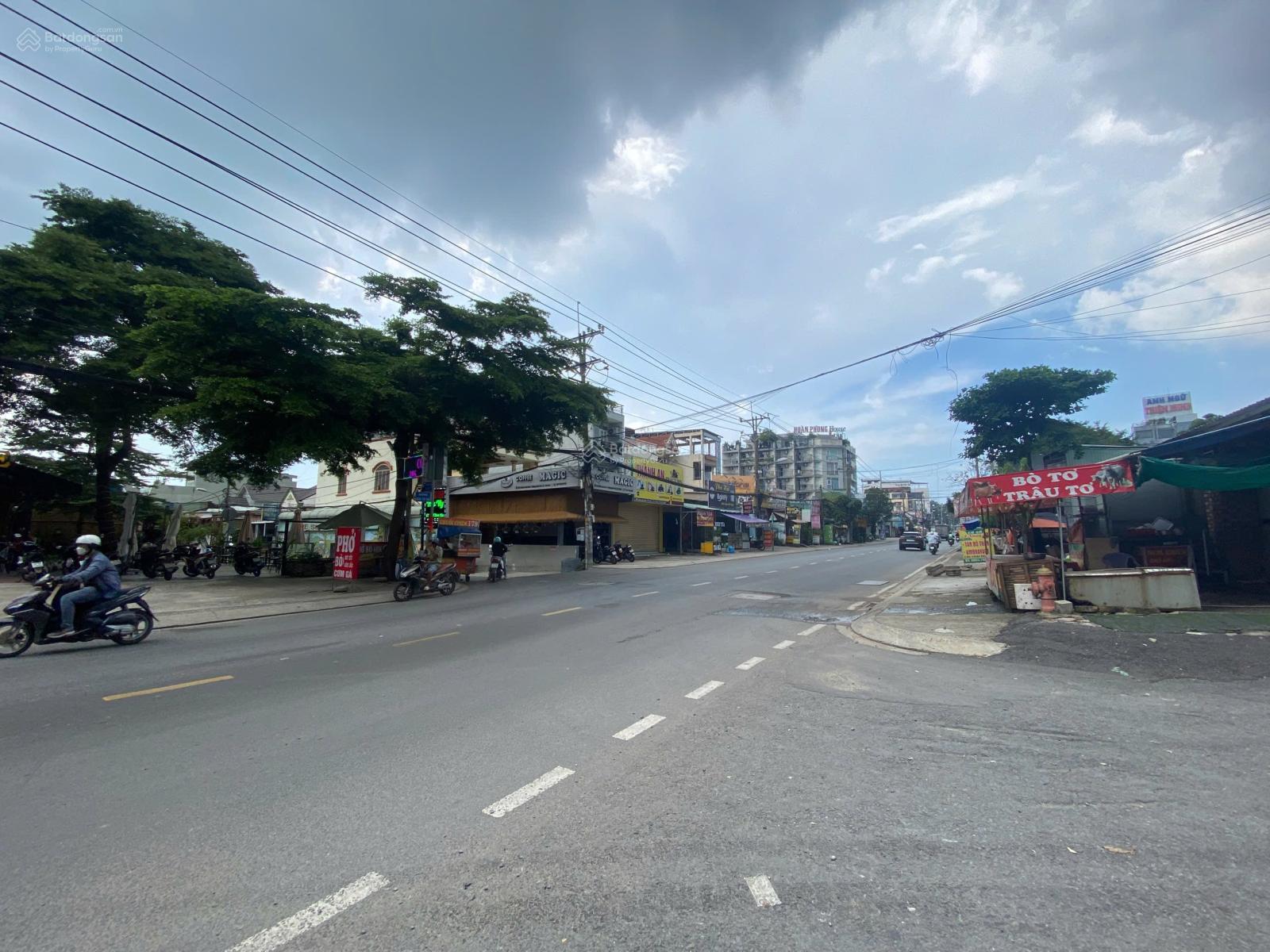 HÀNG HIẾM ! Nhà MTKD Hoàng Hữu Nam ~ 5m*28m = 140m2 - Sát Lê Văn Việt - P. Long Thạnh Mỹ - Q9.