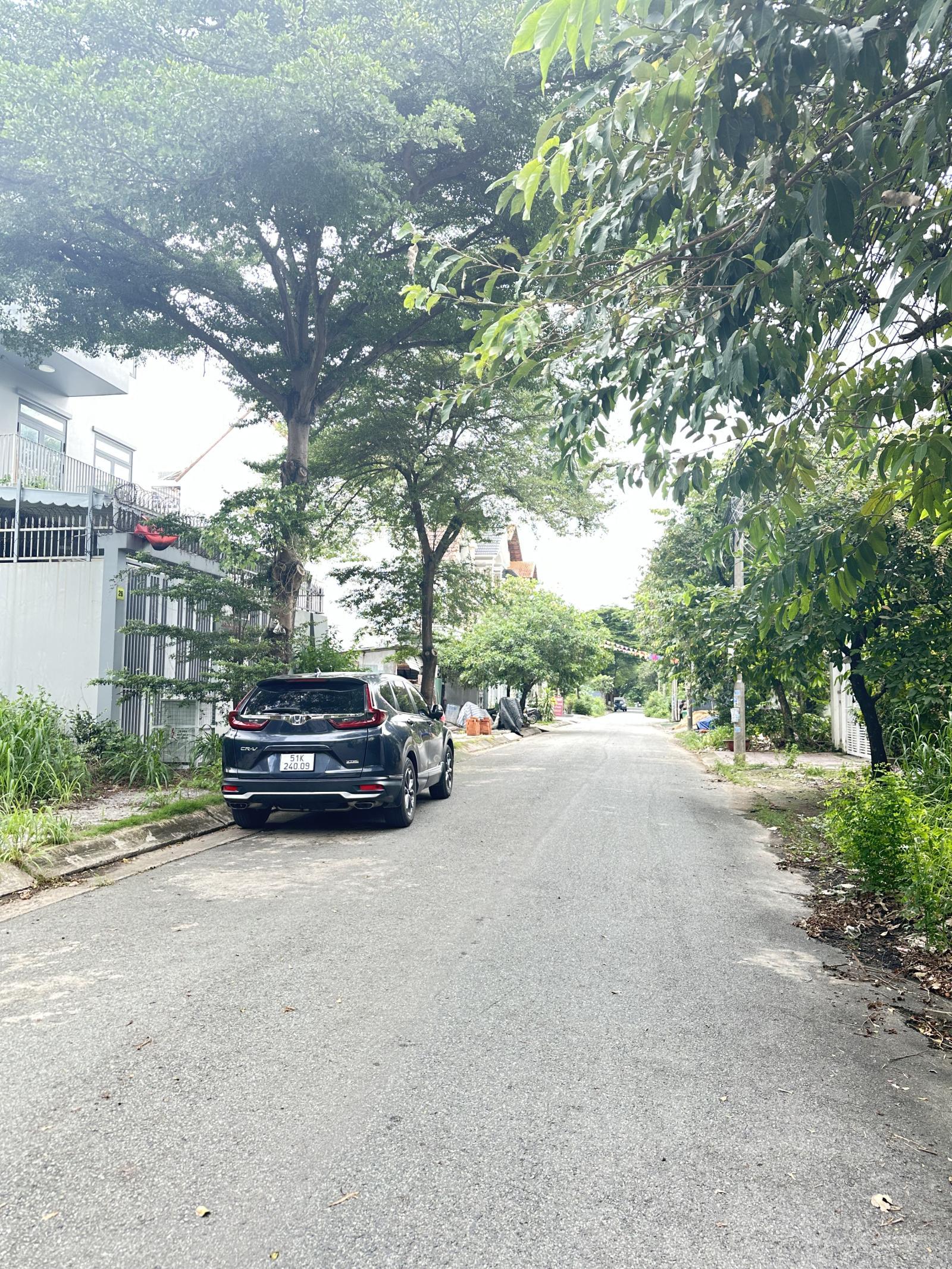 CHỦ CẦN BÁN LÔ ĐẤT TẶNG CĂN HỘ DỊCH VỤ 2 TẦNG KHU KIẾN Á , LIÊN PHƯỜNG , PHƯỚC LONG B