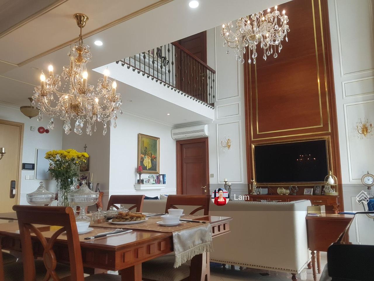 Vista Verde Duplex 5PN 248m2 full nội thất, sân vườn hiếm, giá 20.5 tỷ có HĐT 62tr/tháng