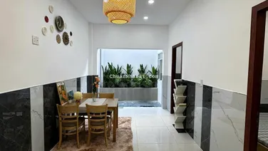 Cần bán nhà có dòng tiền sẵn đang cho thuê 1 trệt 2 lầu, sổ đỏ đầy đủ, LH: 0937 456 ***