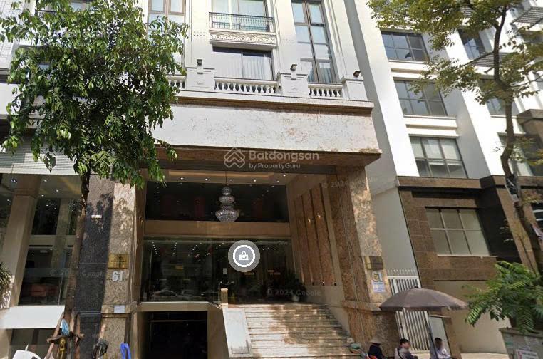 Cho thuê nhà mặt phố Trần Nhân Tông: Diện tích 90m x 1.5 tầng, mặt tiền 8.2m