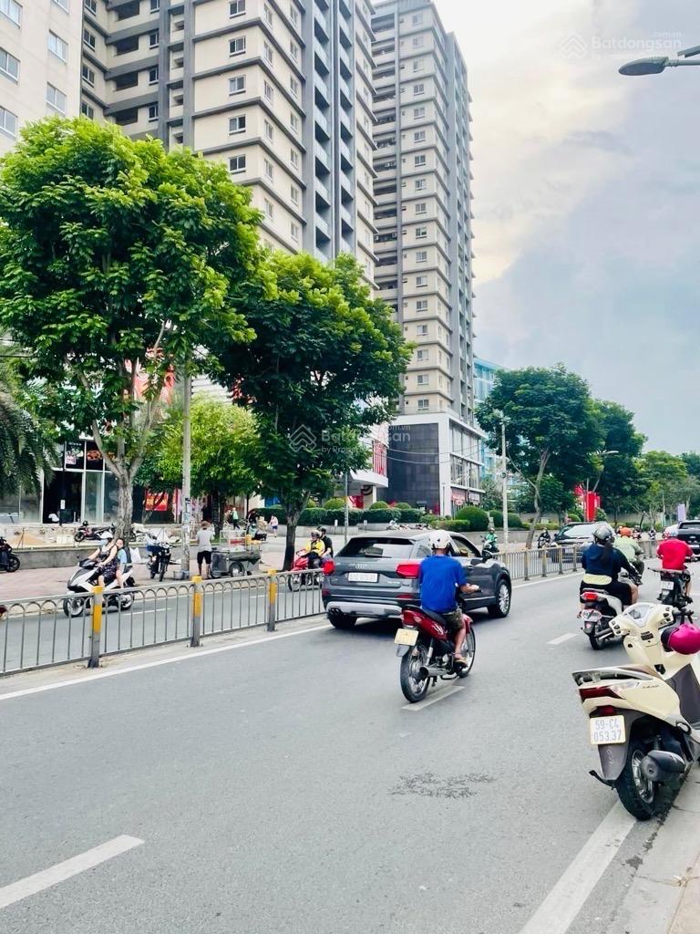 Bán nhà mặt phố tại Nguyễn Thị Thập, 59 tỷ, 600m2, 5PN, 7WC, mặt tiền 20m Bán nhà mặt phố tại Nguyễn Thị Thập, 59 tỷ, 600m2, 5PN, 7WC, mặt tiền 20m