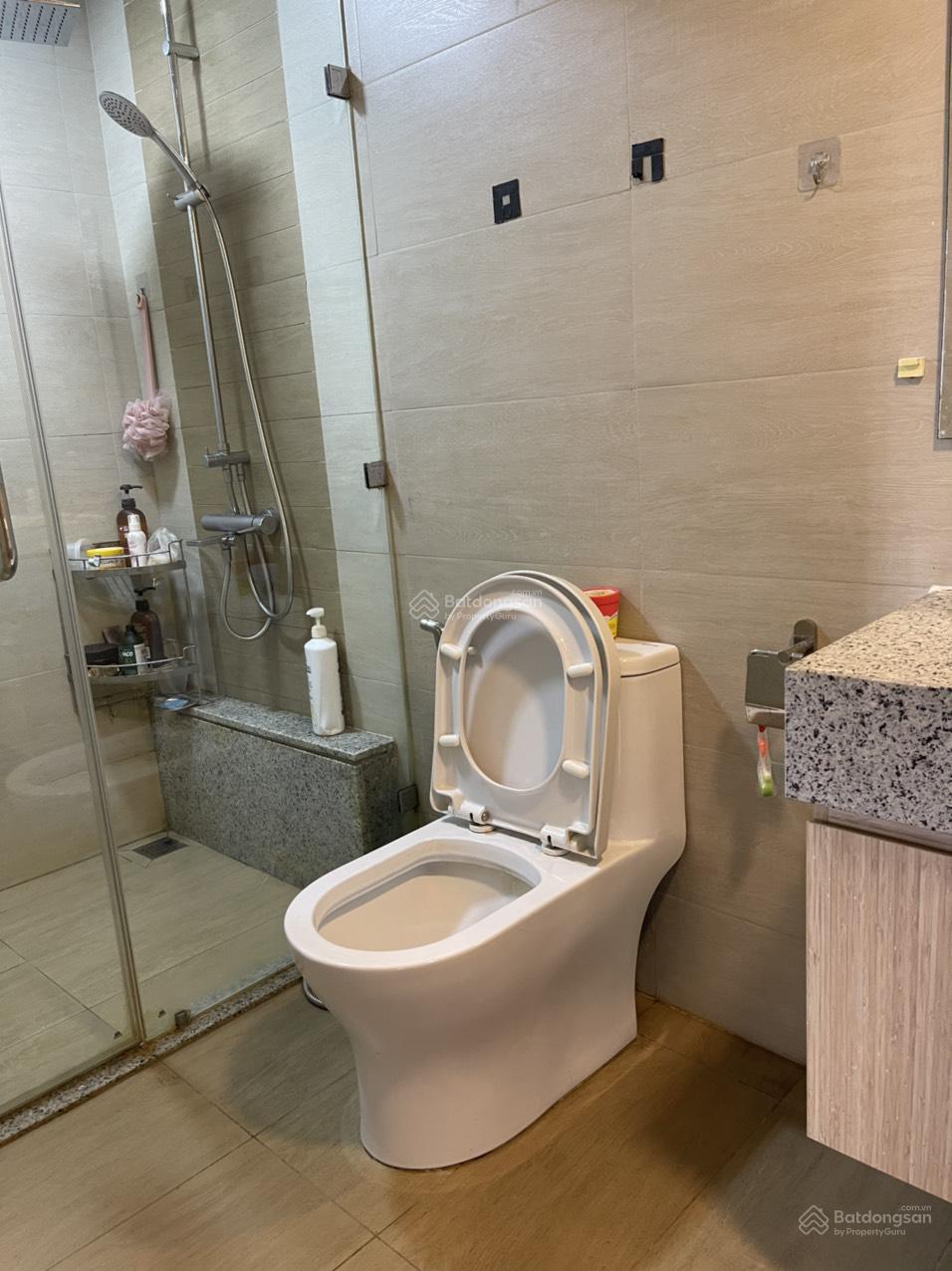 Cần cho thuê CHCC Terra Royal tại Q.3. DT: 60m2 2PN 1WC, nhà đẹp. Giá chỉ 17tr/th. LH: 0961 663 ***