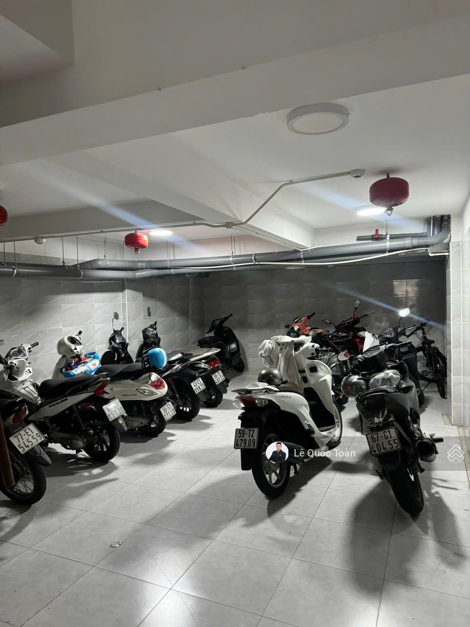 Bán CHDV khu Phan Đăng Lưu, 1 hầm 6 tầng, có thang máy, DT: 5.8x24m, HĐT 85tr/tháng, giá 22,95 tỷ