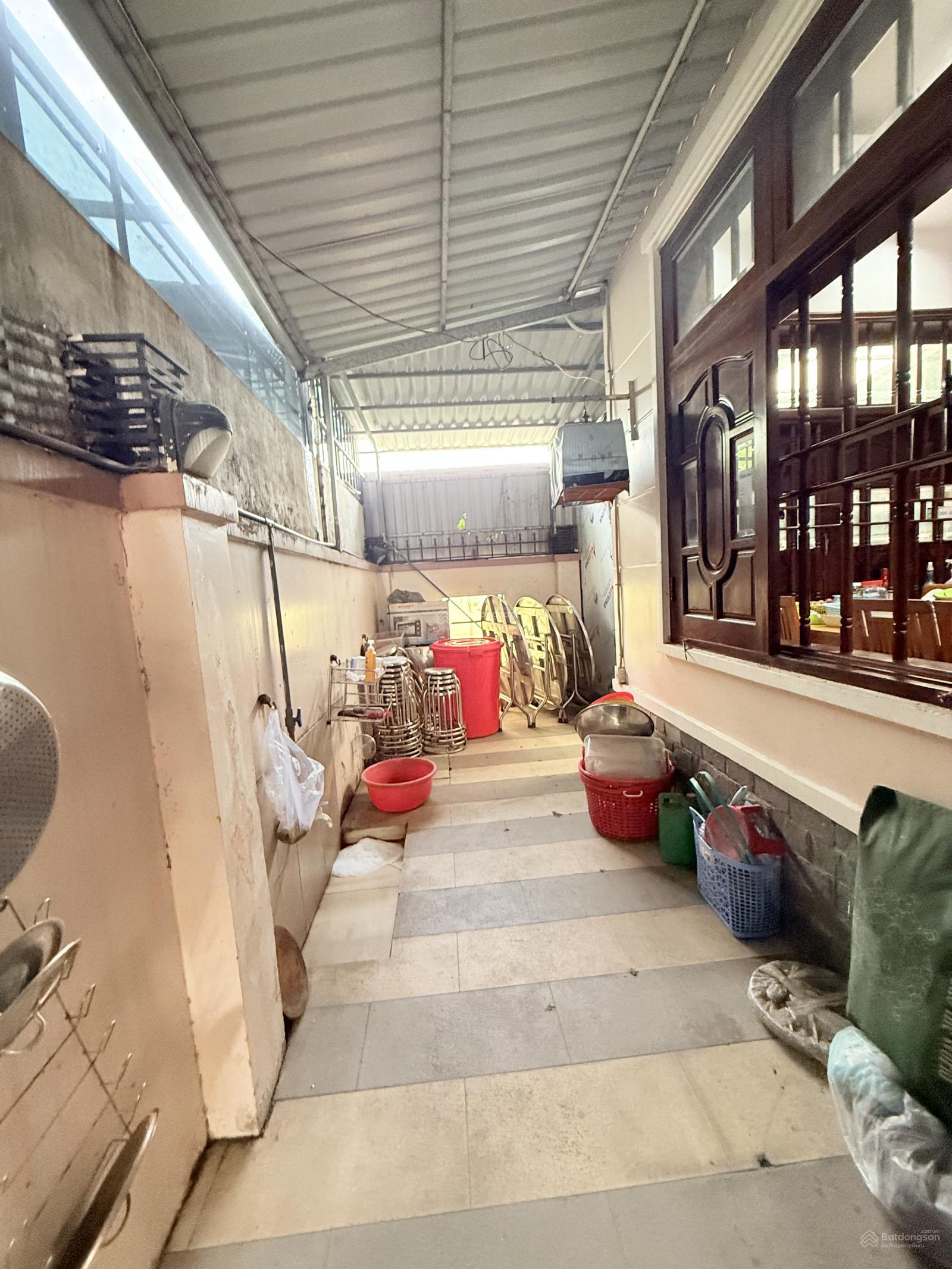 Bán biệt thự KDC Khang Điền, Phước Long B, Quận 9. Diện tích 178m2/ FULL Nội thất giá 23.5 Tỷ