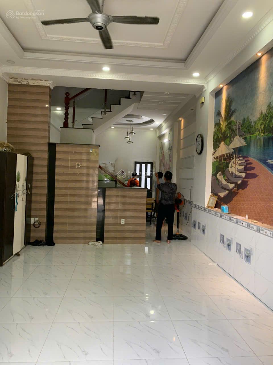 Chủ ngộp gởi bán nhà 1 trệt 1 lầu khu TĐC Tân Vạn, 4,4x16=70,4m2 đường 8m SHR Bùi Hữu Nghĩa vào 50m