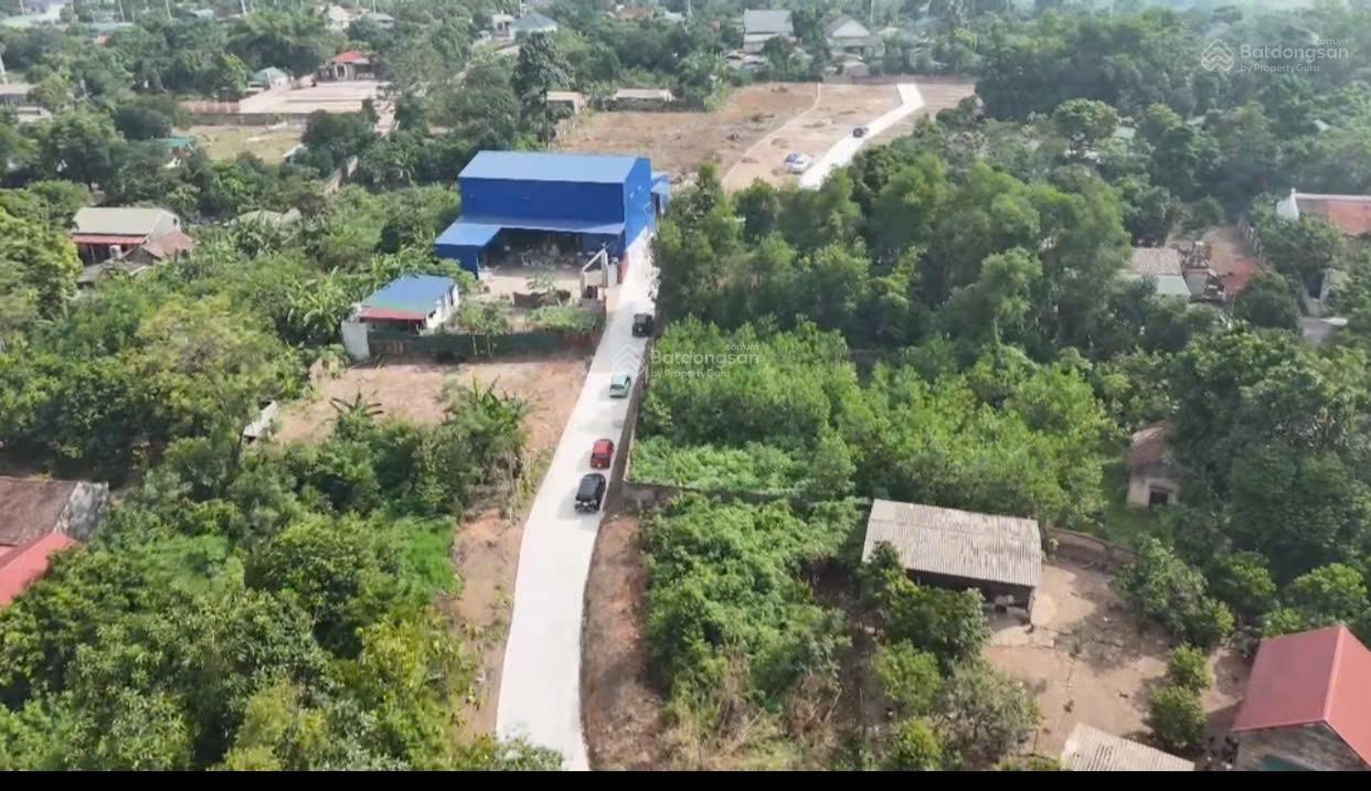 Bán đất xã Cẩm Lĩnh, Ba Vì, gần hồ Suối Hai, đường nhựa, xe tải, xe buýt đỗ. Sổ đỏ DT 100m2, giá F0